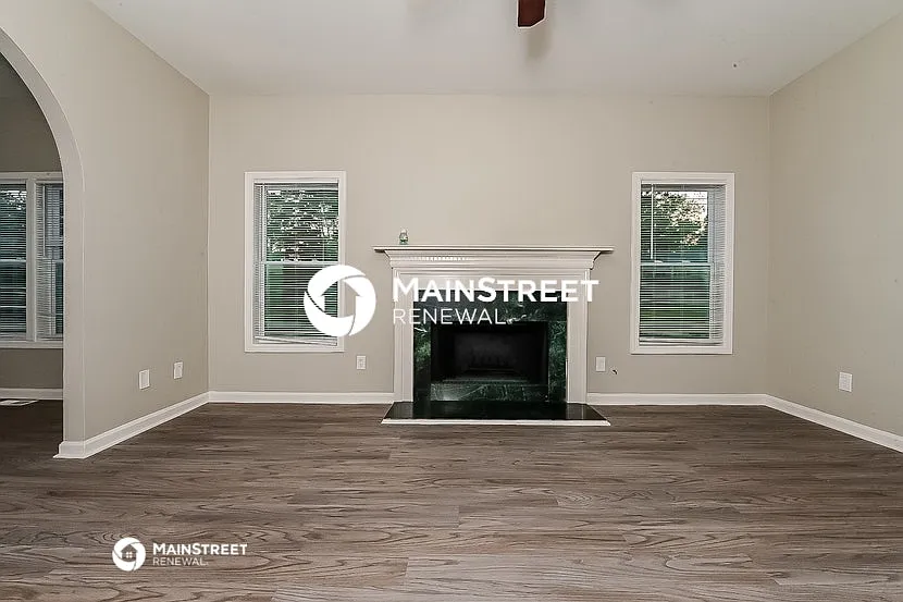 4001 Park Place Circle — Photo 2