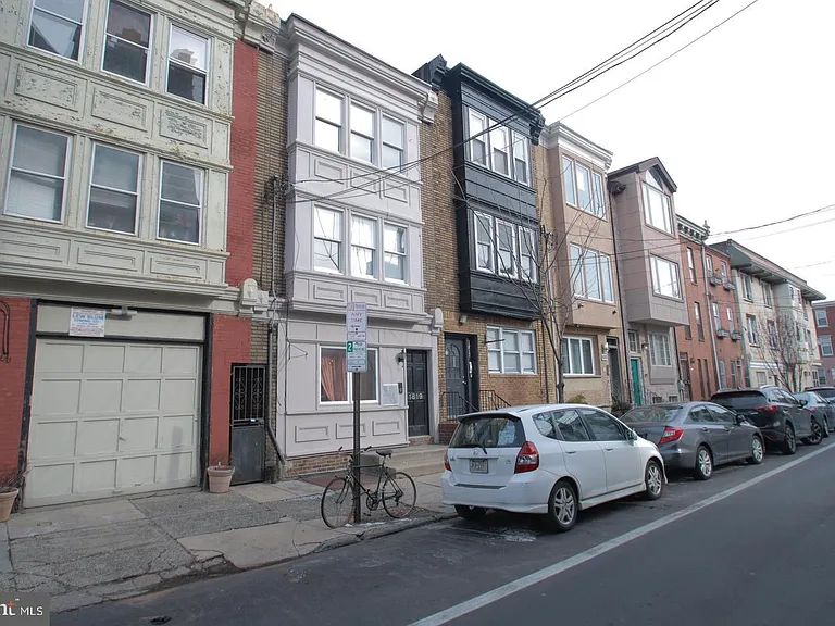 1819 Bainbridge St #1 — Photo 17