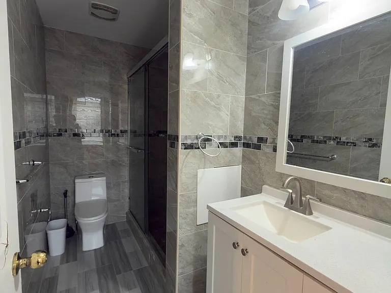 1145 S 10th St #5 — Photo 4