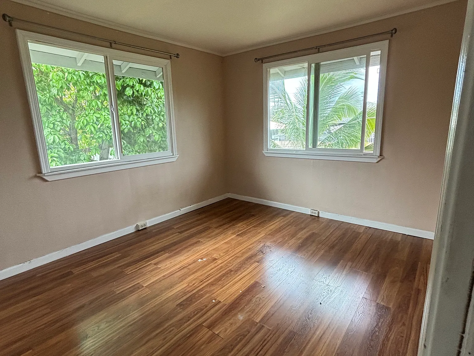 3 bed, 1068 sqft, $3,000 — Photo 4