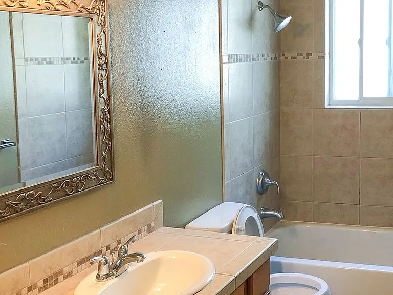 4311 Dayton Ave N #4 — Photo 23