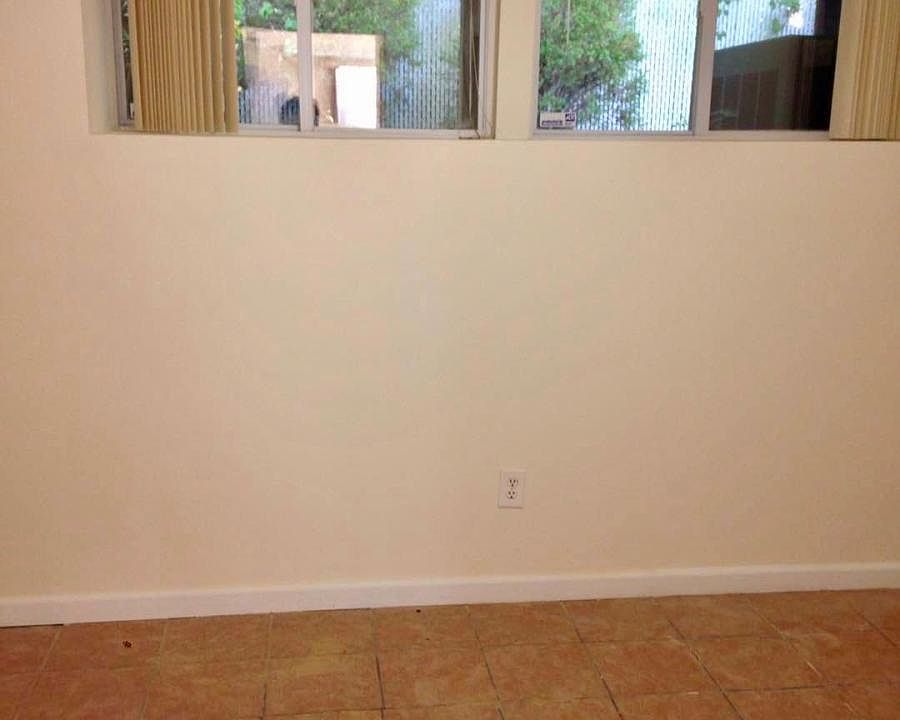 2nd image of 77 Woodcutters Ln #2