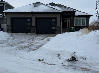 526 Langlois Rise, Saskatoon, SK S7T0S8