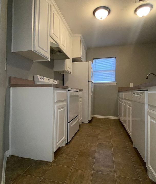 7700 Stanley Ct. 7700 Stanley Ct Joshua, TX Zillow