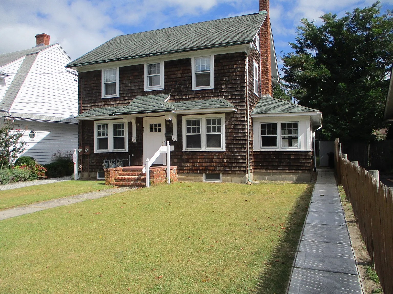 514 Ostrander Ave — Photo 1