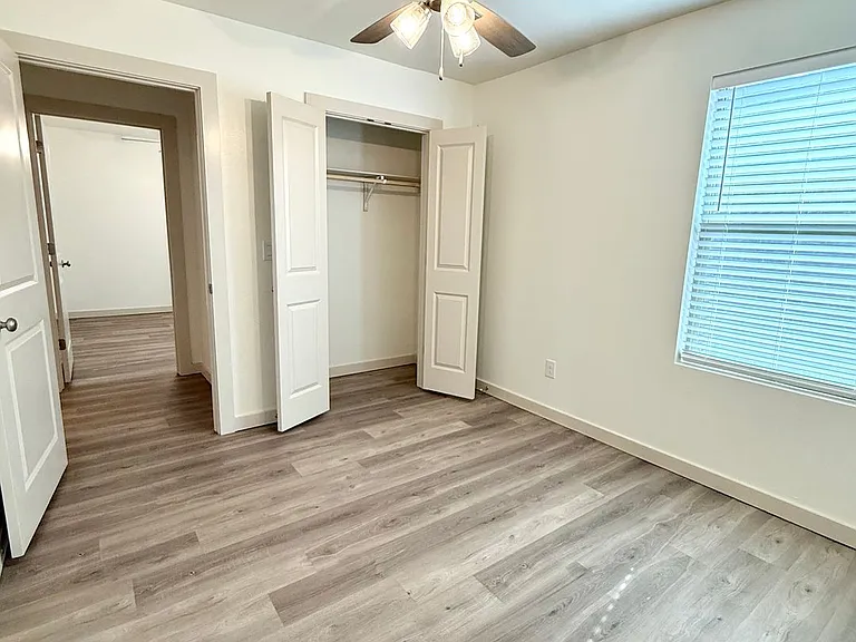 7702 Elm Ave — Photo 10