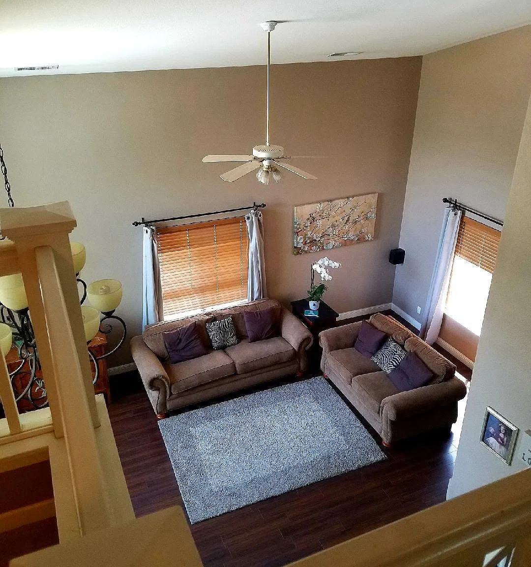 3 bed, 2.5 bath, 1801 sqft, $3,400 — Photo 3