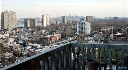 3rd image of 2100 Linwood Ave APT 23L