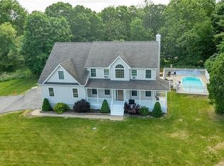 511 Fostertown Rd, Newburgh, NY 12550