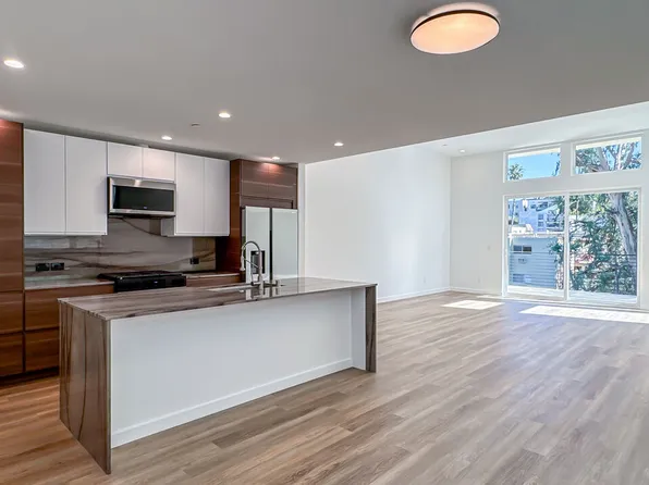 946 Lucile Ave, Los Angeles, CA 90026