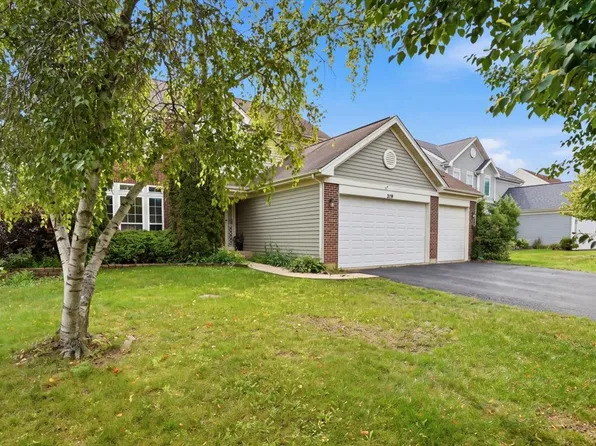 219 S Primrose Ln, Round Lake, IL 60073