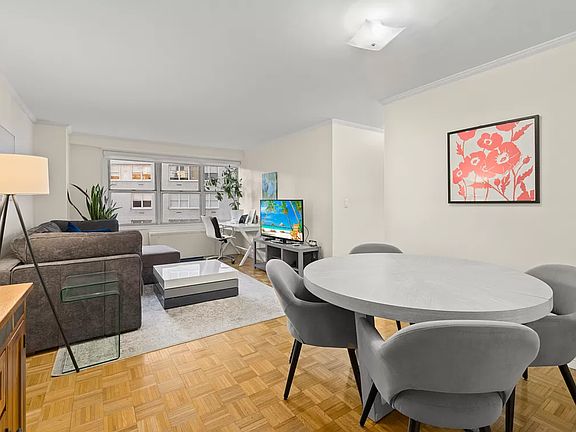 3rd image of 155 W 68th St APT 1733