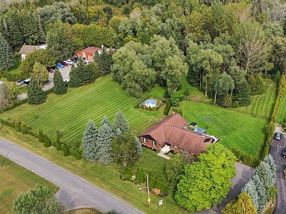 2nd image of 4275 Tooley Rd
