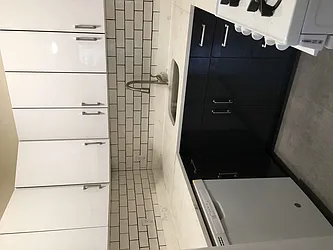 Rented by Peter Meskouris LREB