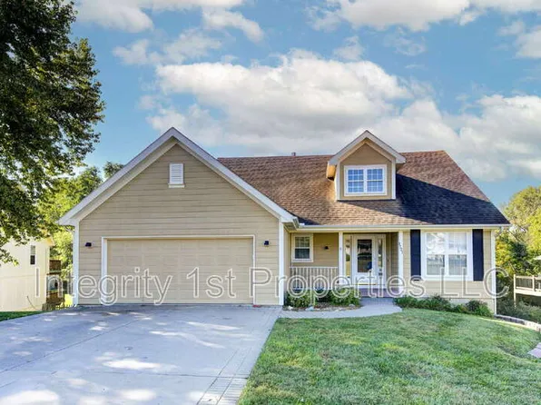 1721 Collins Dr, Platte City, MO 64079