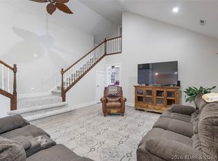 406 S Godfrey Ave, Eldon, MO 65026