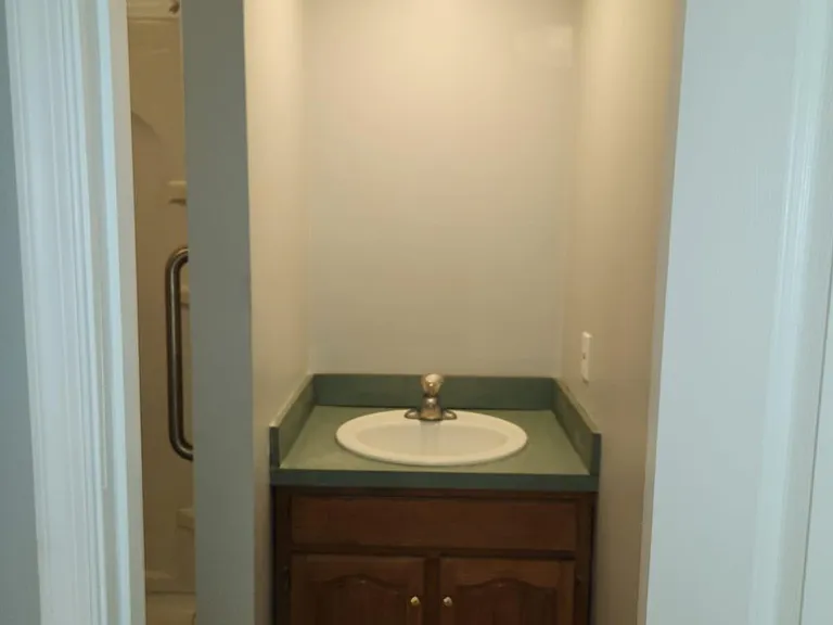 112 W 25th St #2 — Photo 7