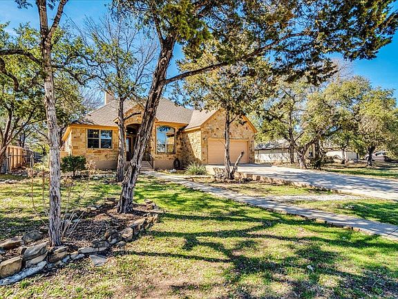 4th image of 11 Rhapsody Ln