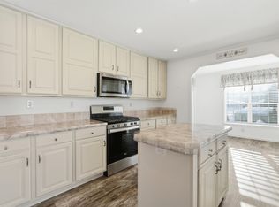 14 Hagop Rd, Salem, NH 03079