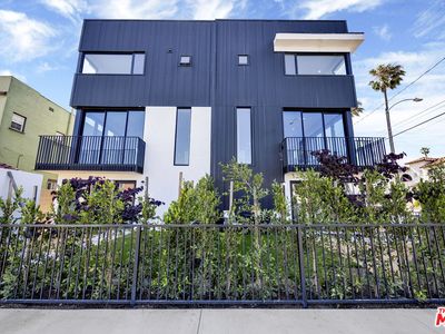 1501 S Fairfax Ave, Los Angeles, CA, 90019