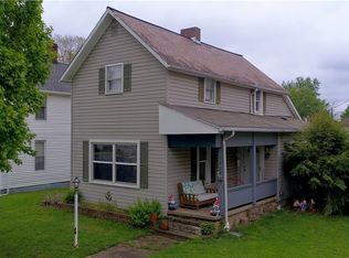 146 W 8th St, Dover, OH 44622