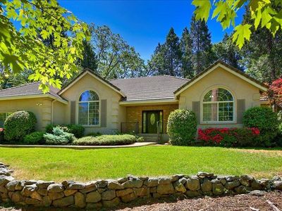 12986 Somerset Dr, Grass Valley, CA, 95945