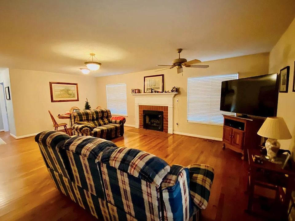 115 Arbor Dr, Greenville, NC 27858 Zillow