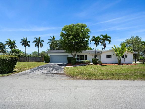 2nd image of 11723 SW 102nd Ct
