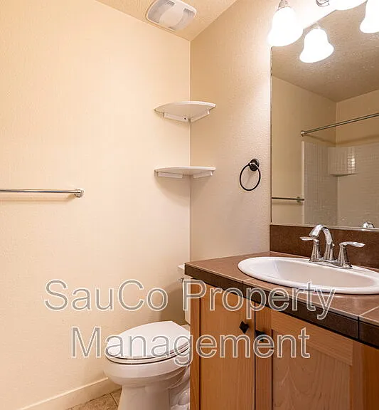 8712 NE Delamere Way — Photo 15
