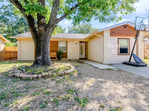4302 Linda Ln, Balch Springs, TX 75180