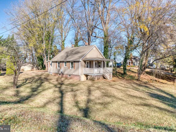 1622 Orange Rd, Culpeper, VA 22701