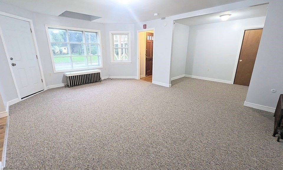 28 Baker St APT 1B, Foxboro, MA 02035 Zillow