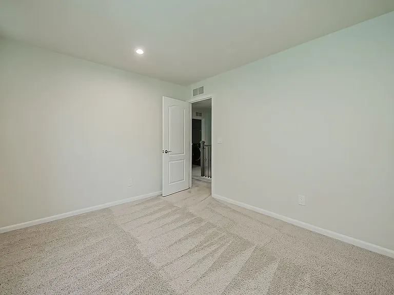 1582 Beachwood Dr — Photo 37