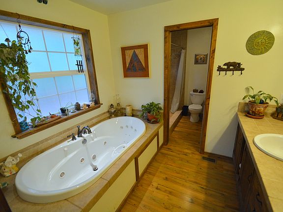 5th image of 3060 Gold Hill Cir