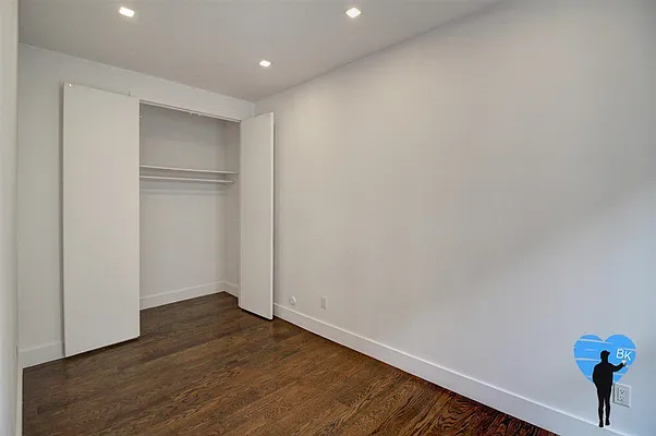 Rented by Next Door Realty NYC | media 7