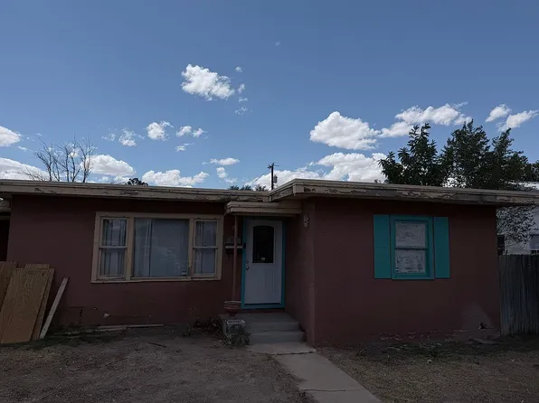 36 Cedar Dr, Roswell, NM 88203