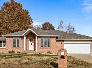 703 E Piney Ridge, Nixa, MO 65714