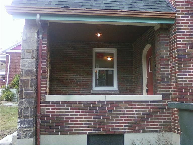 2nd image of 1912 Baltimore Ave
