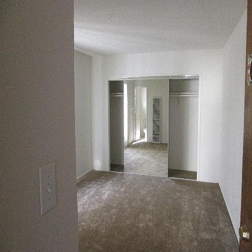2nd image of 1327 S Bundy Dr