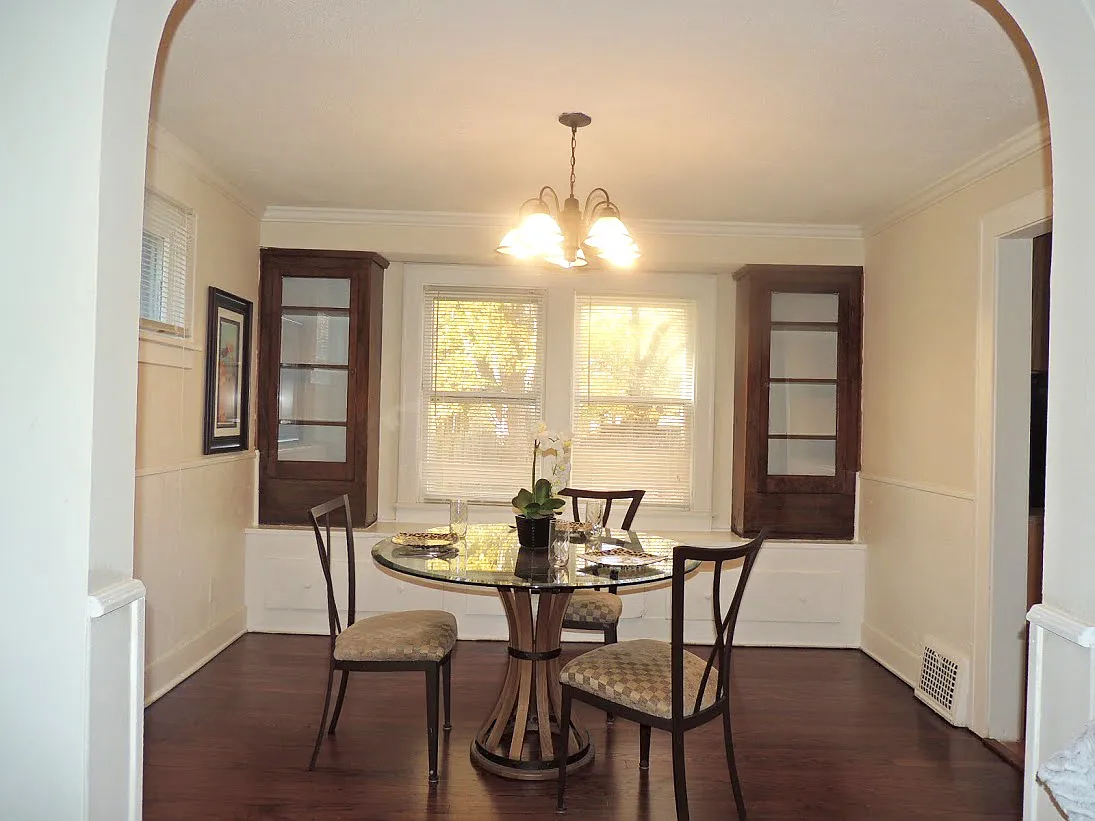 Move-In Ready! 3 Bed - 1 Bath Colonial for Rent in Cleveland Heights! — Photo 4