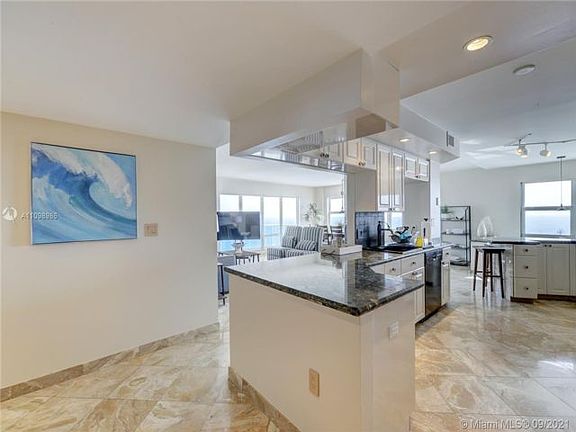 2nd image of 3410 Galt Ocean Dr APT 1601N