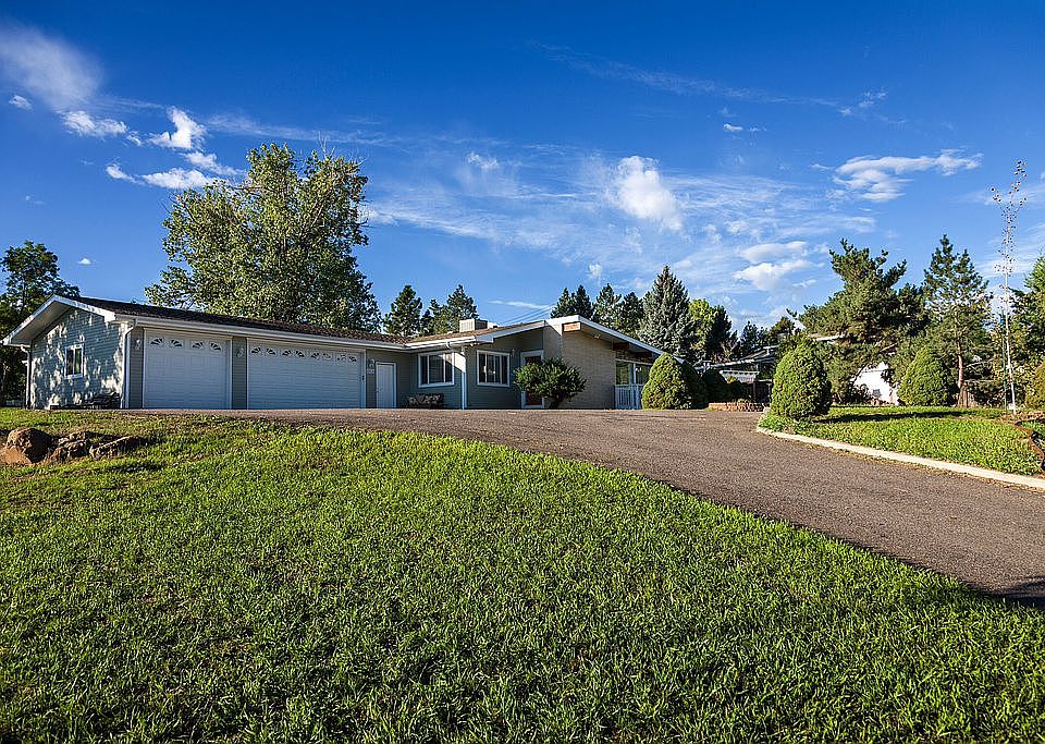 2nd image of 10520 W 79th Way