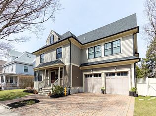 42-44 Coolidge St #42, Brookline, MA 02446