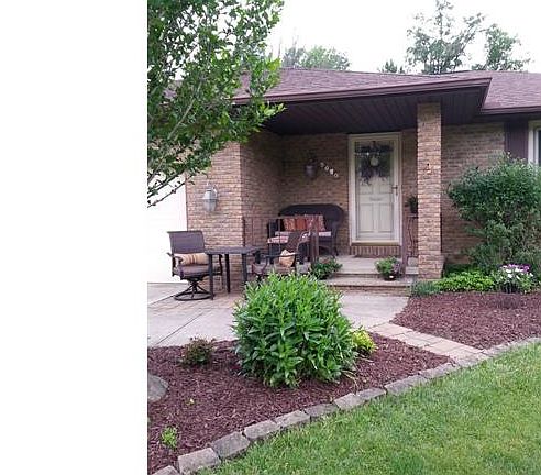3rd image of 9040 Tiffany Dr