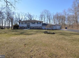 60 Springfield Meeting House Rd, Jobstown, NJ 08041