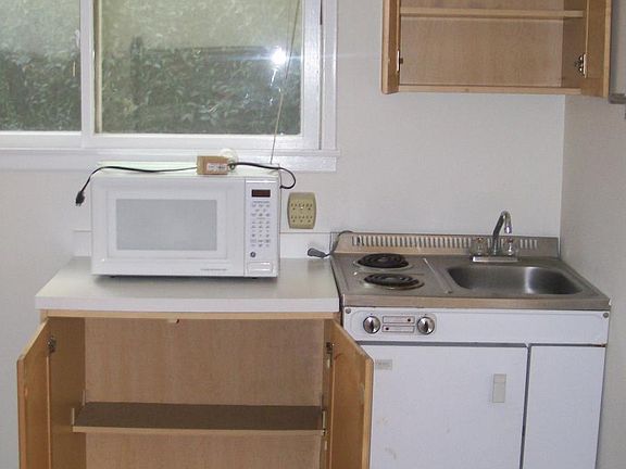 4th image of 1254 14th St APT A