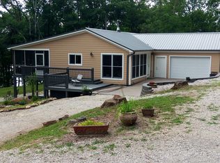 299 Jaggers Rd, Mammoth Cave, KY 42259