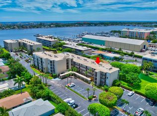 890 N Federal Hwy APT 206, Lantana, FL 33462