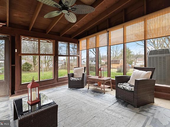 4th image of 125 Northway Rd