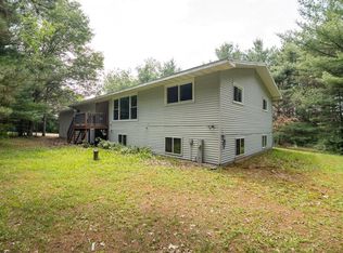 5969 County Rd E, Waupaca, WI 54981